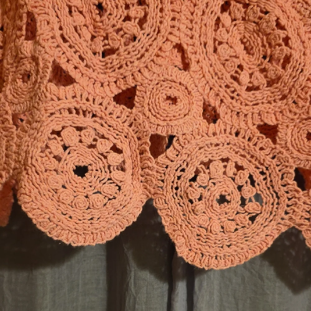 Ultra Pink Coral Crochet Circle-Motif Tunic Top - Picture 3 of 11